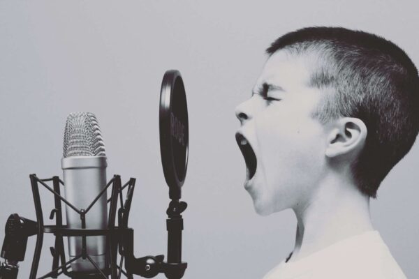 jason-rosewell-ASKeuOZqhYU-unsplash_compressed